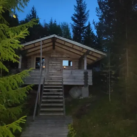 Idyllic Cabin, Nestled In A Peaceful Forest Шале